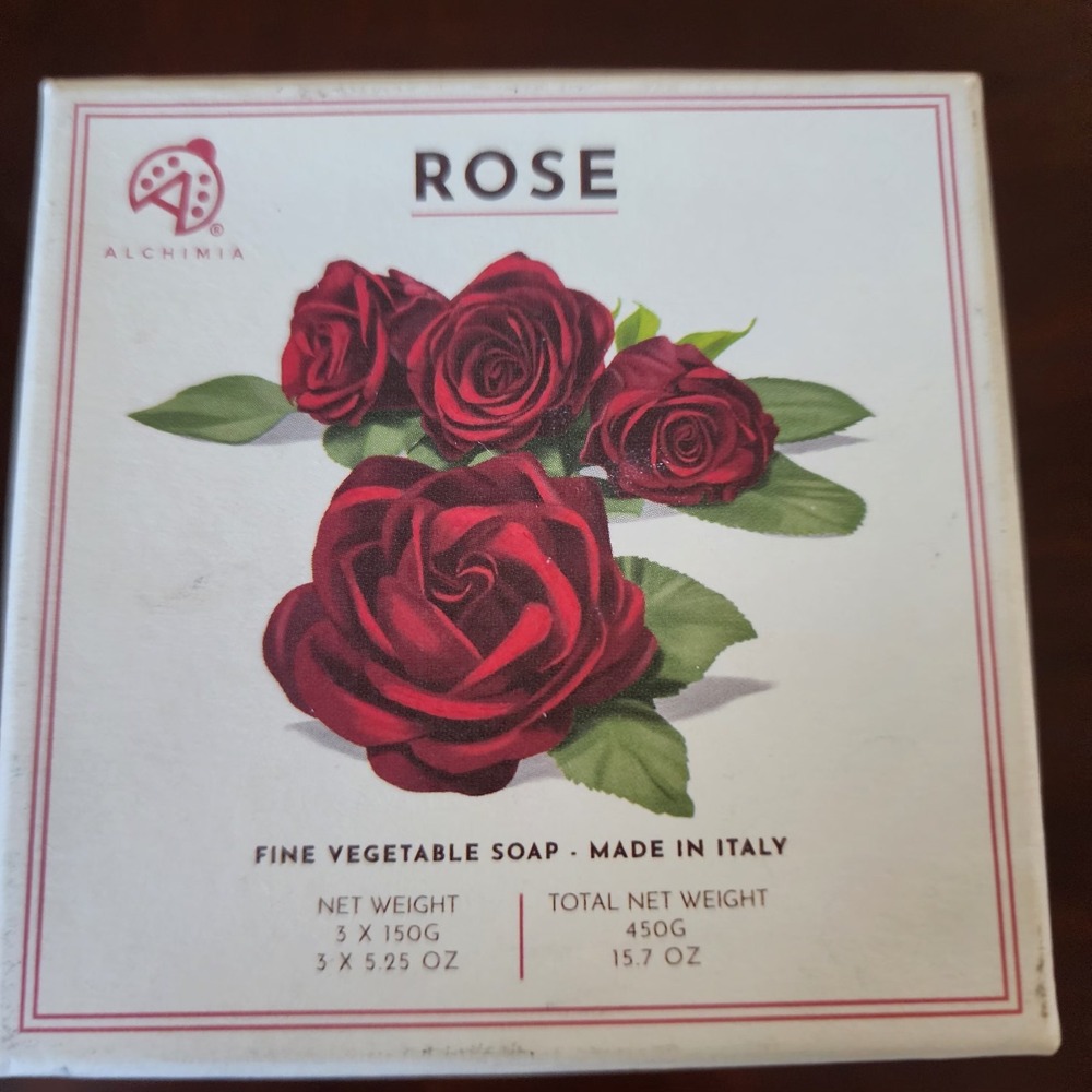 Alchimia Rose Fine Vegetable Soap Gift Box Set of 3 5.25 oz - Picture 3 of 4